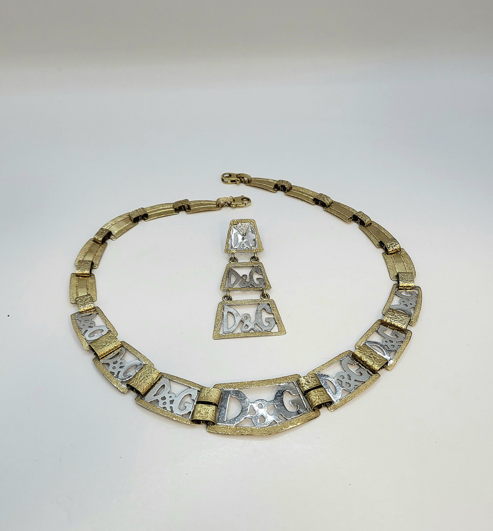 Collana e orecchino oro
