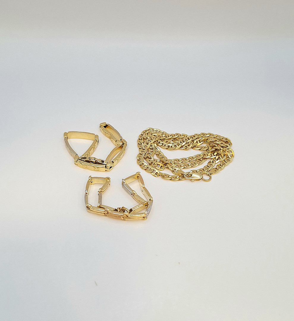 Collana e due bracciali oro 