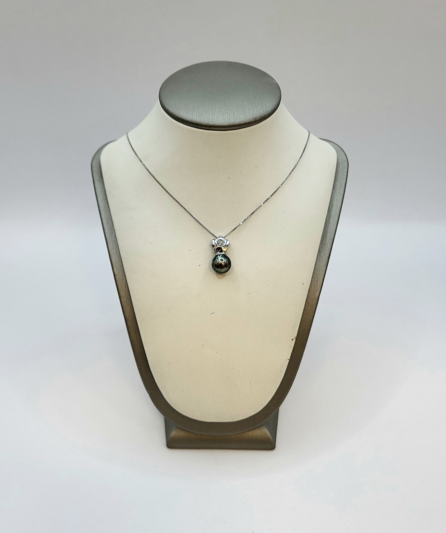 Catenina e ciondolo oro diamantino perla