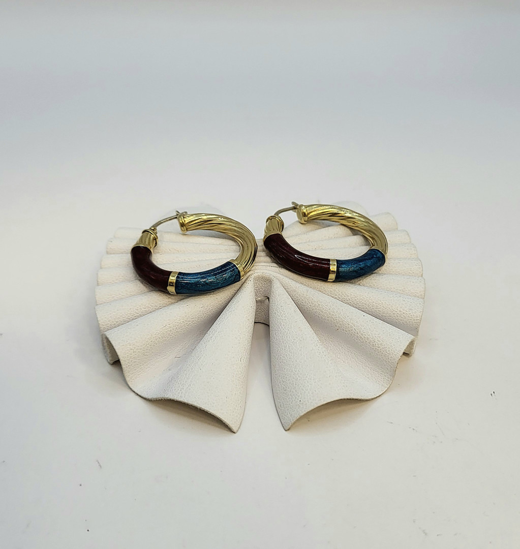 Un paio orecchini oro 