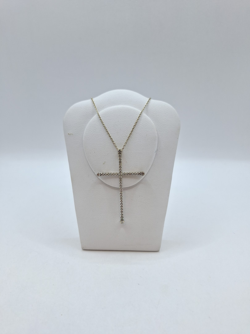Catenina e croce a firma Crivelli oro diamanti