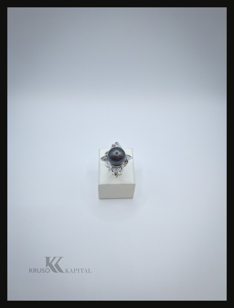 Anello oro perle diamanti 