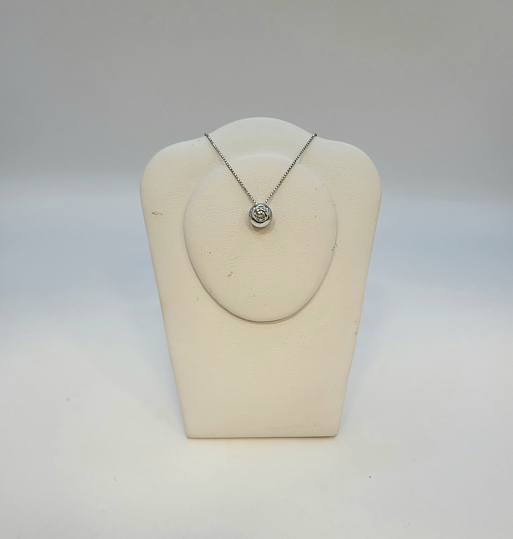 Catenina con ciondolo oro diamante