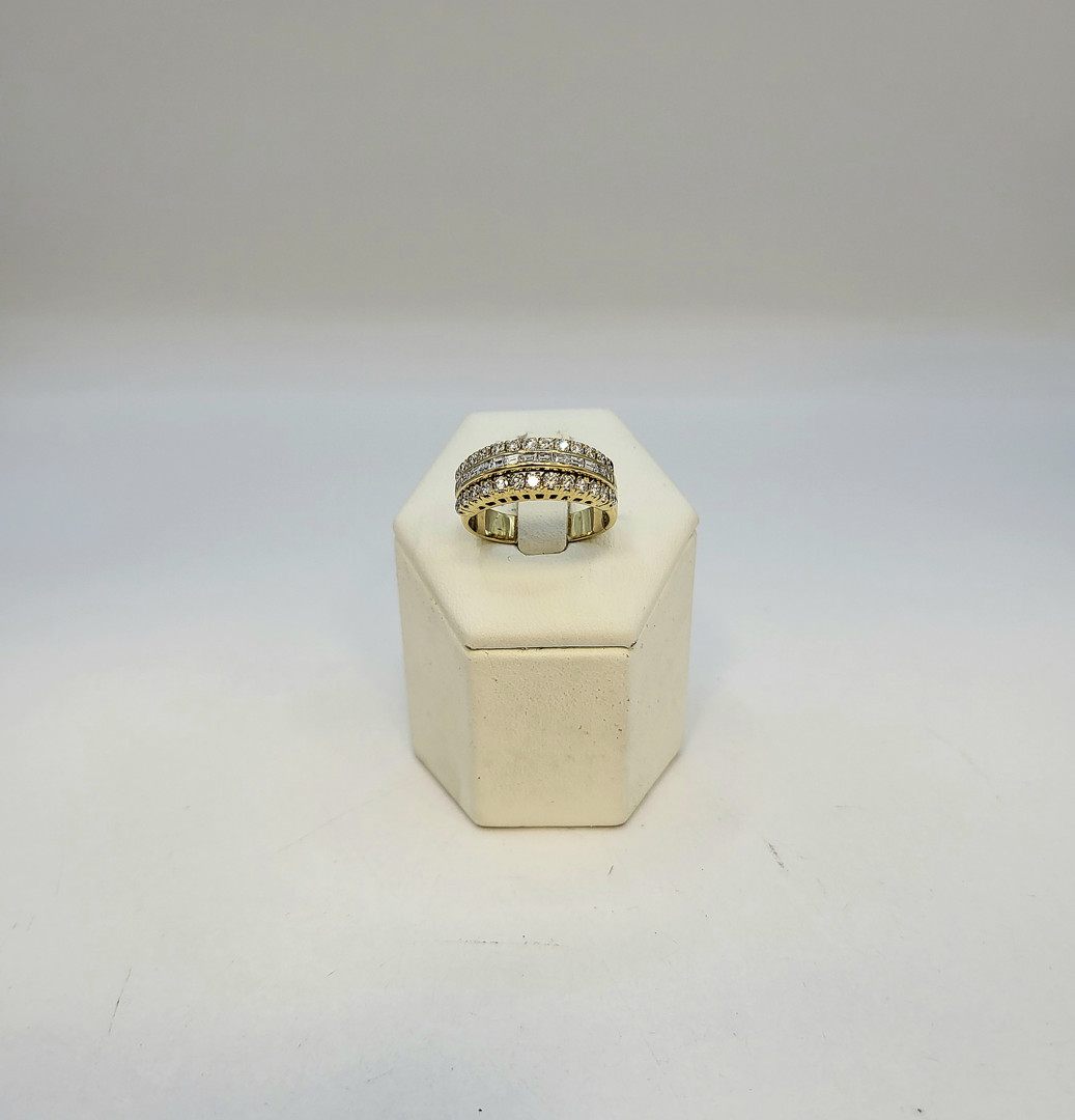 Anello oro diamantini