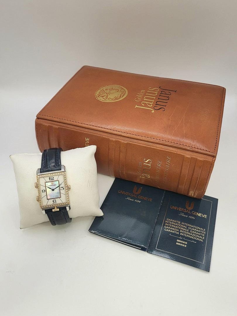 Orologio Universal Geneve Golden Janus con doppio quadrante in oro platino e diamanti 