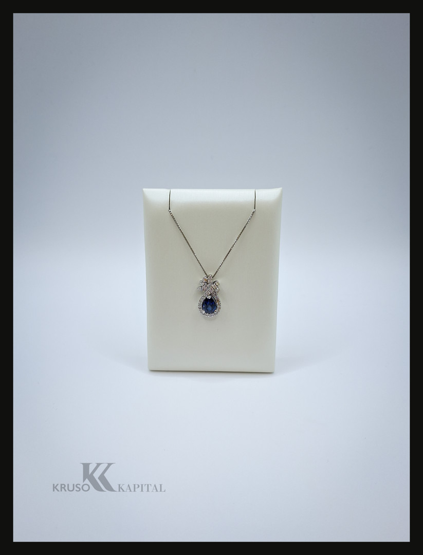 Collana oro pietra diamantini