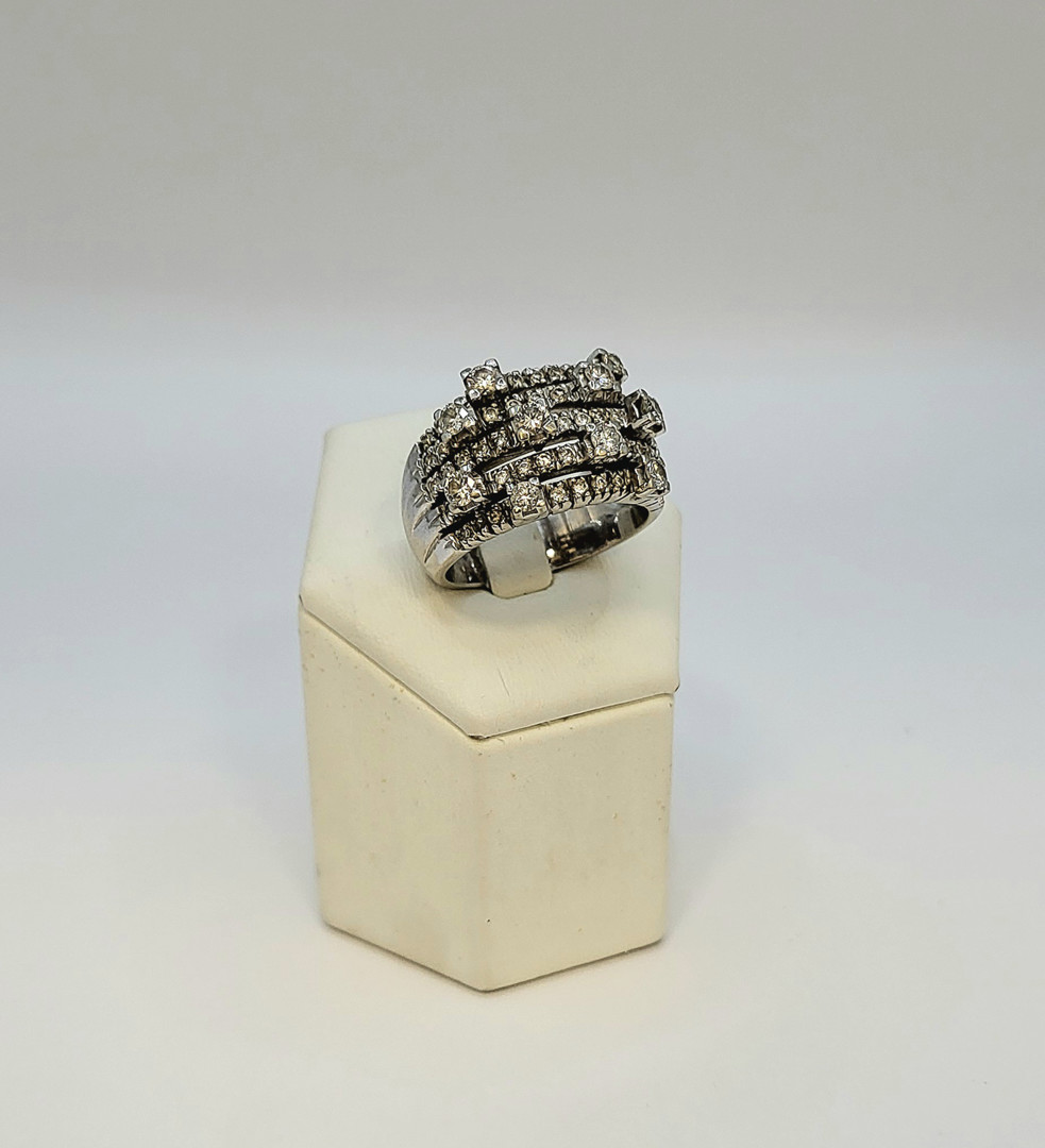 Anello oro e diamanti