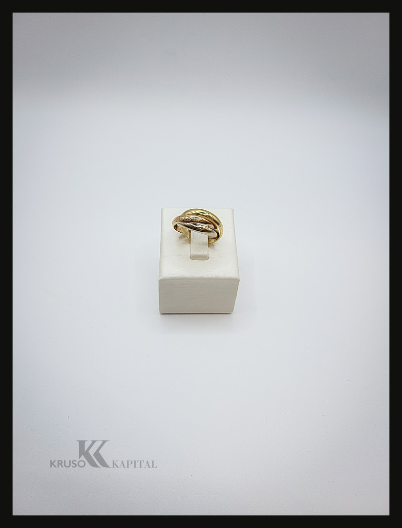 Anello a firma Cartier oro 