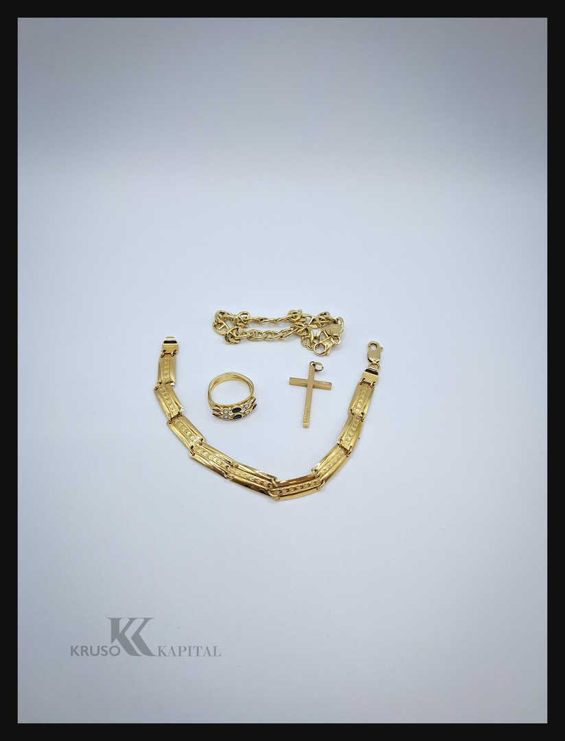 Due bracciali ciondolo anello oro pietre 