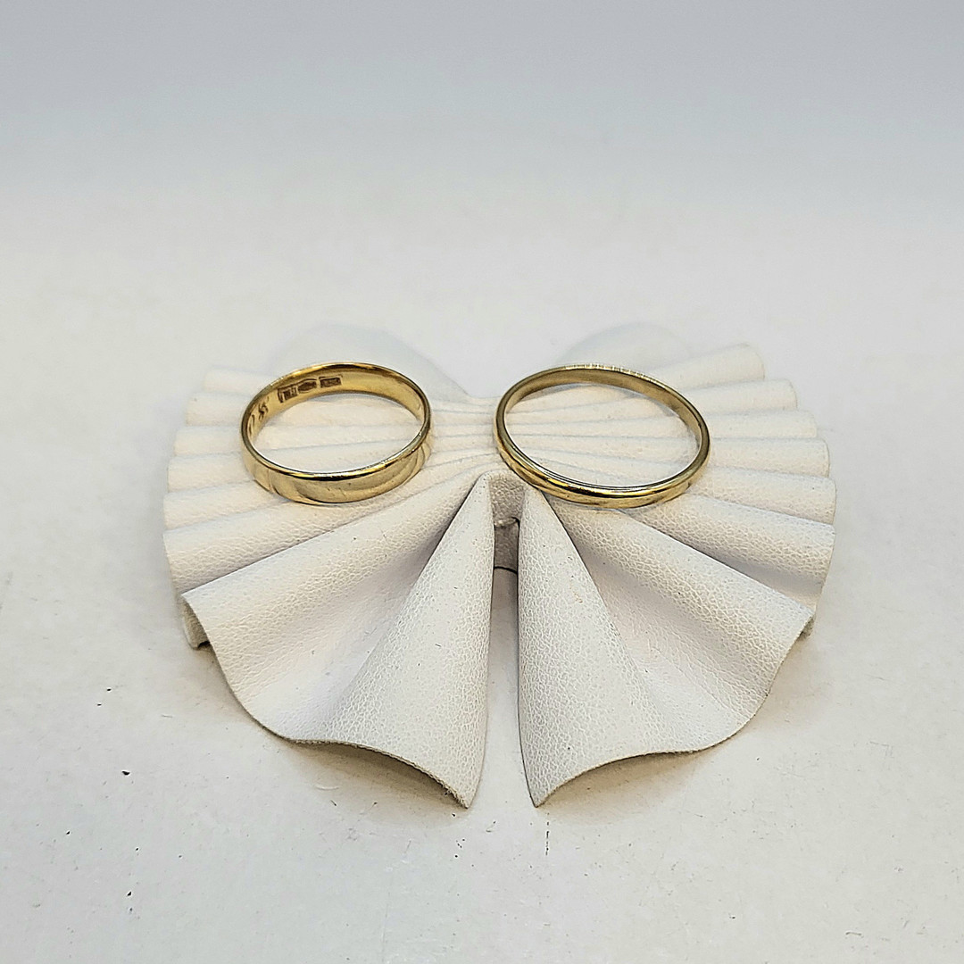 Due anelli oro