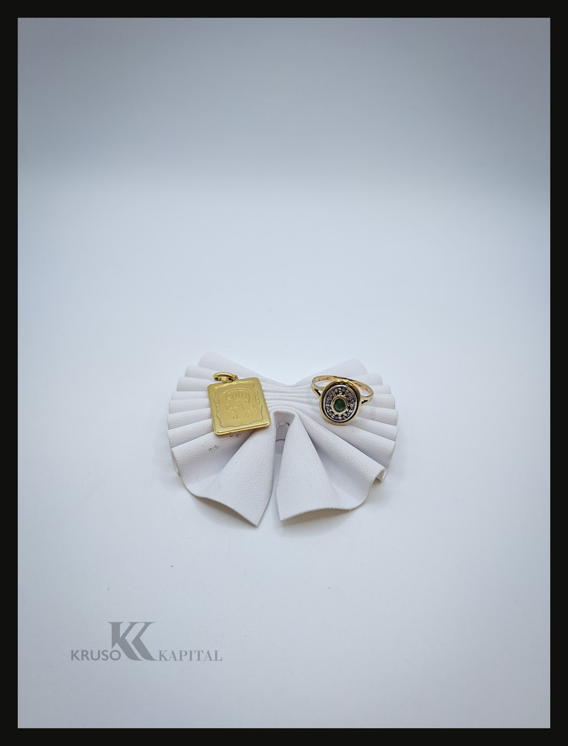 Ciondolo e anello in oro argento pietra diamantini