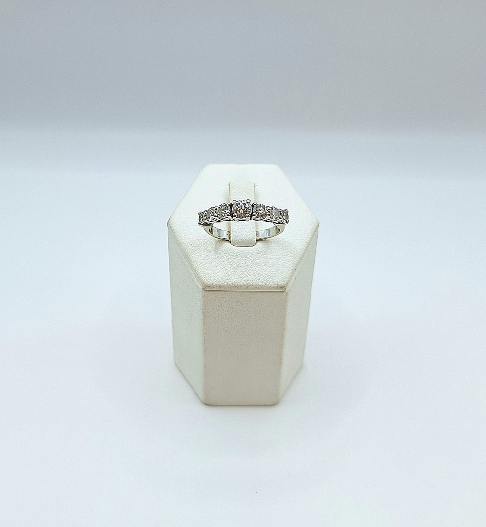 Anello oro diamanti