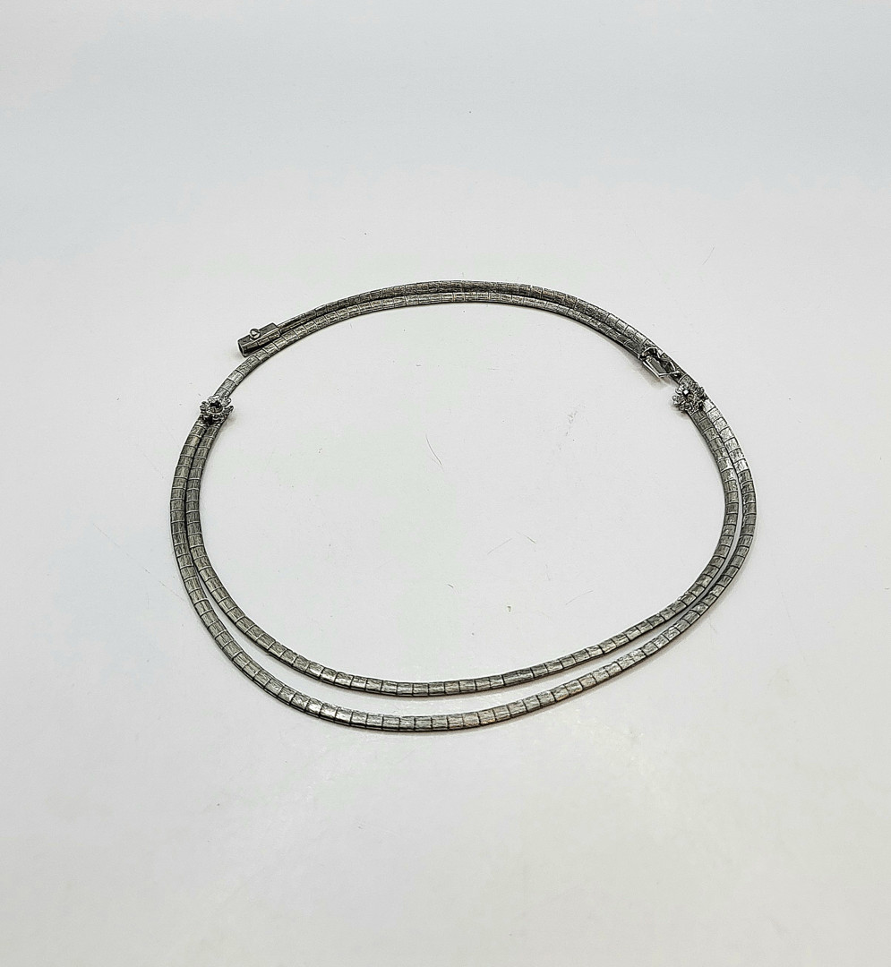 Collana oro pietre
