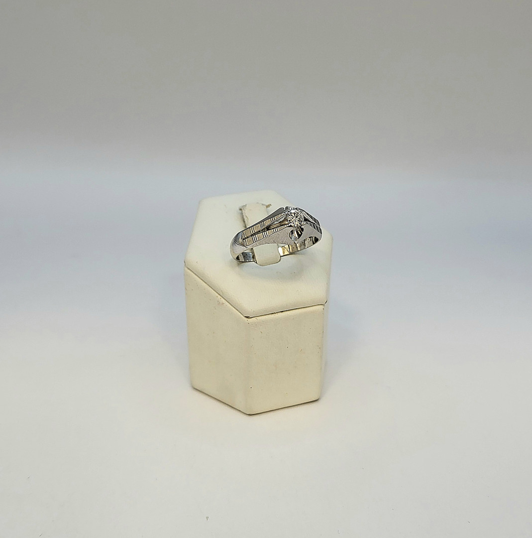 Anello oro diamantini