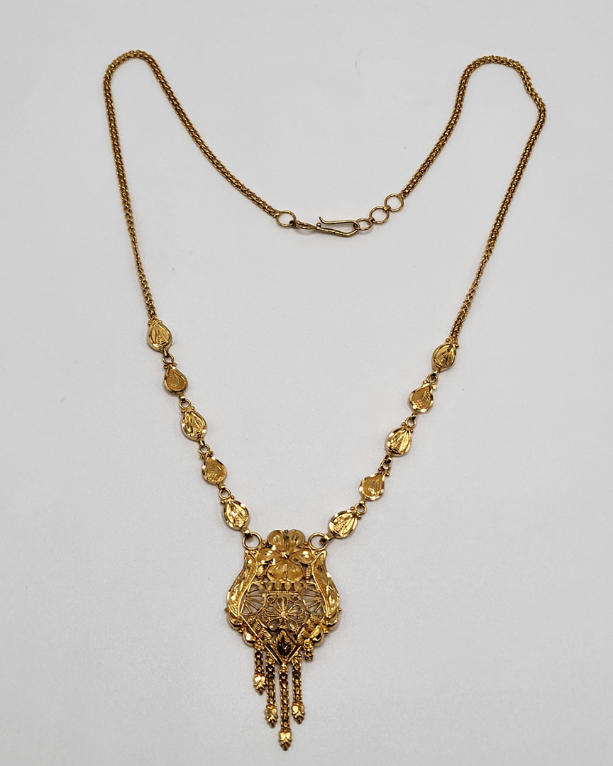 Collana oro