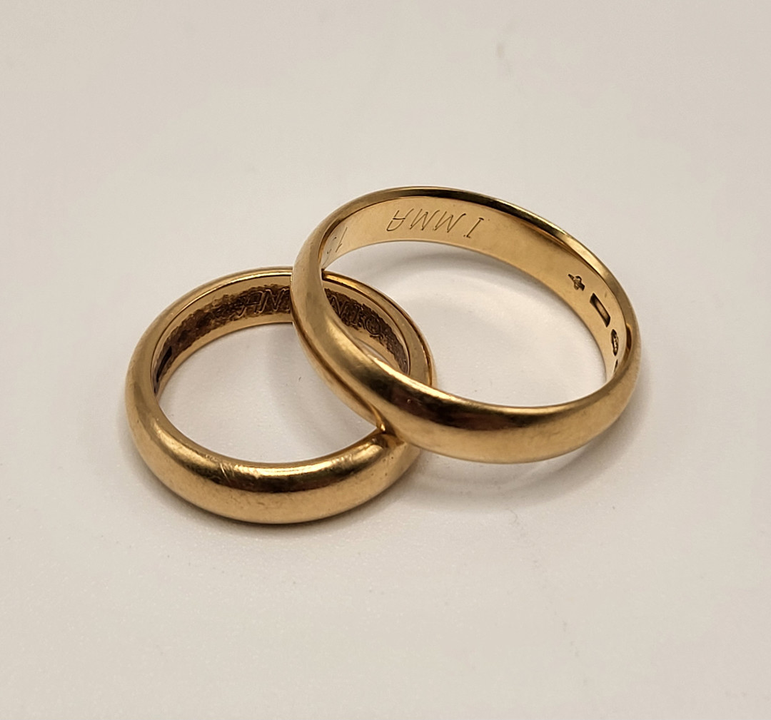 Due anelli oro 