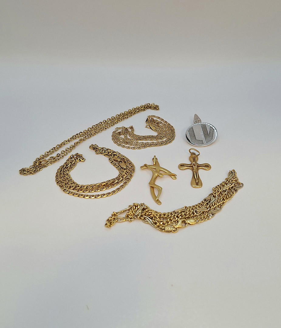 Vari oggetti oro 