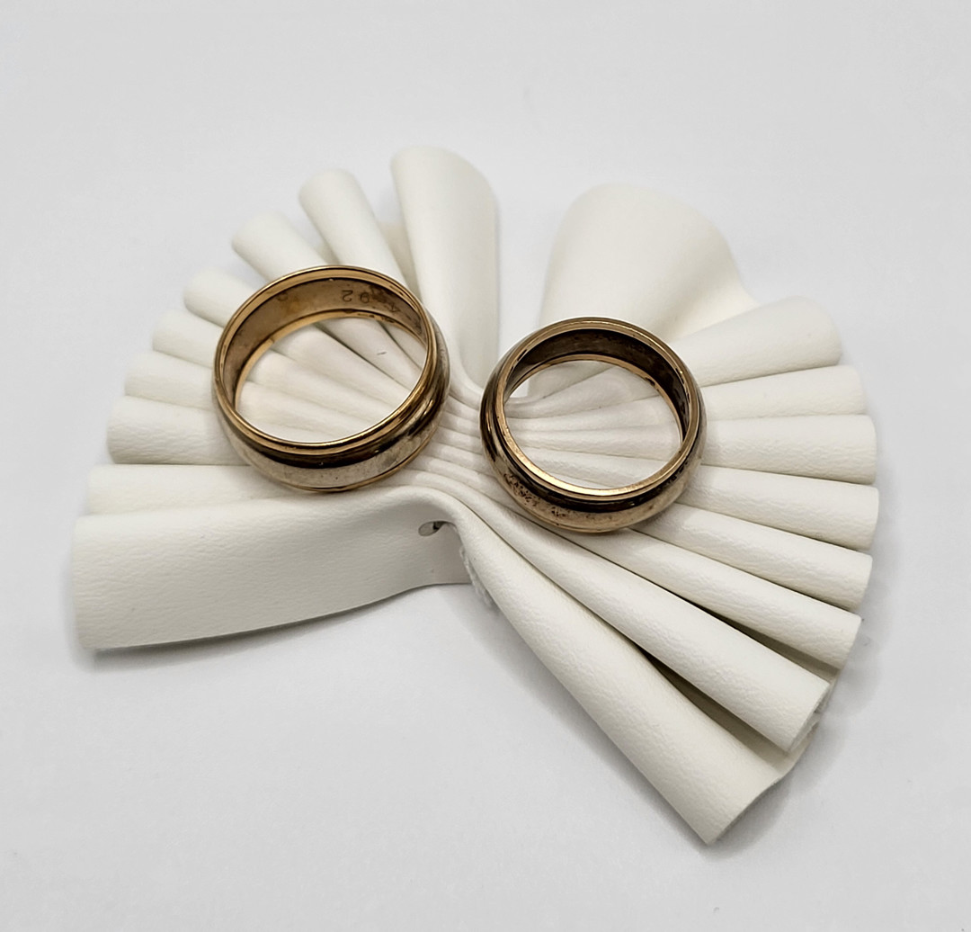 Due anelli oro