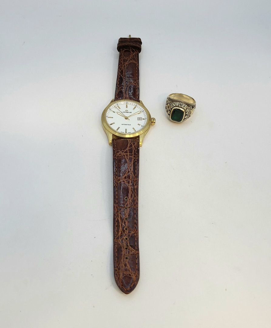 Orologio e anello oro pietra