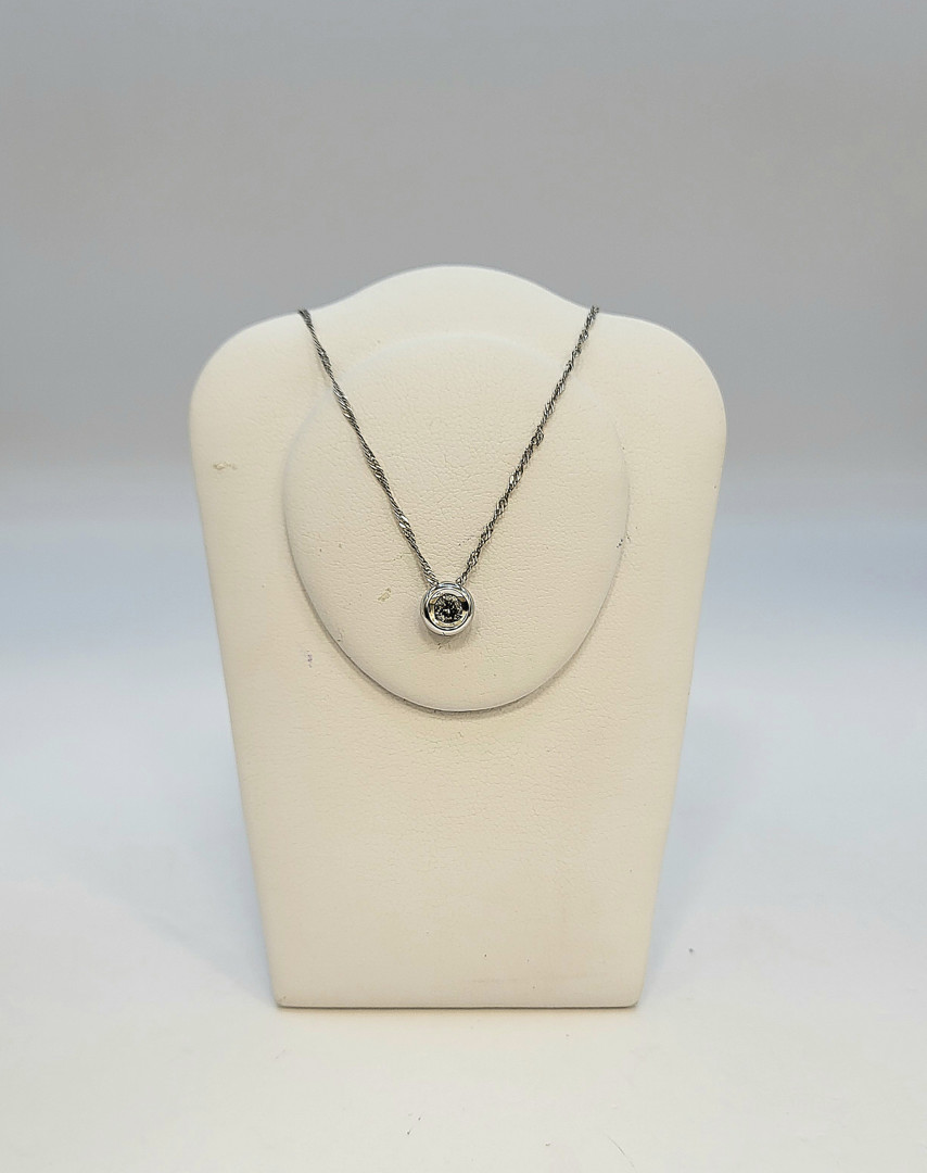 Catenina con ciondolo oro diamante