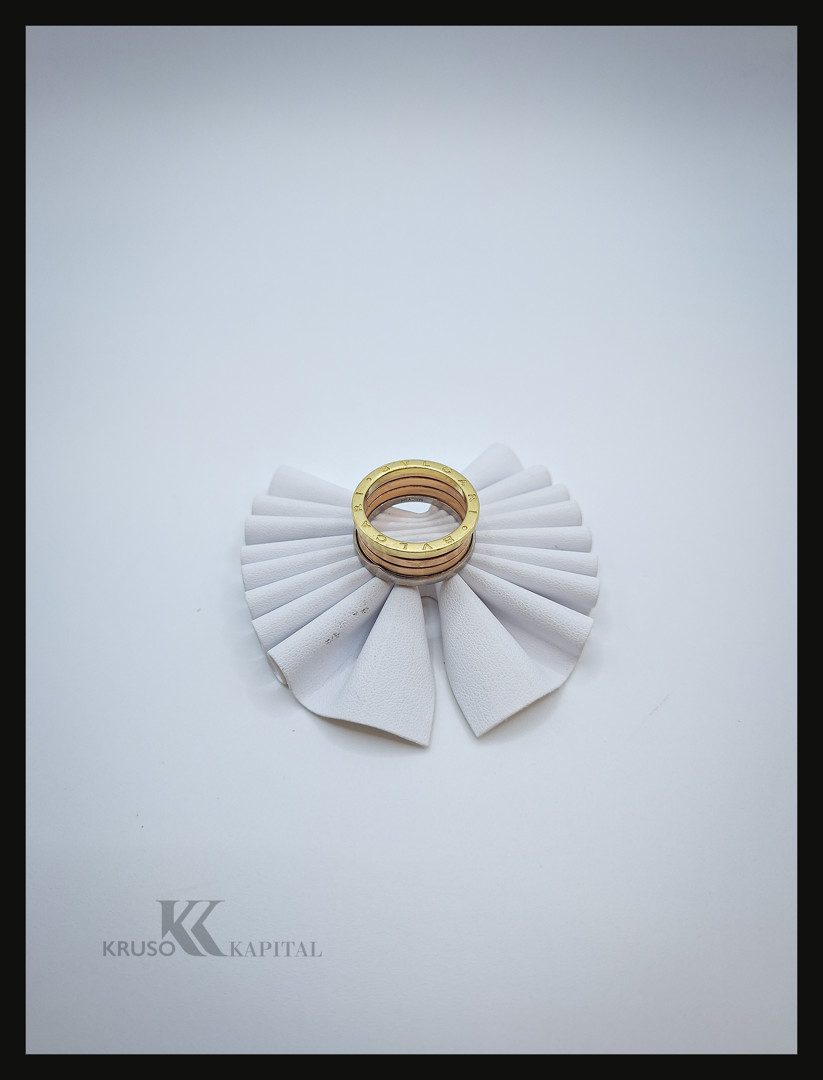 Anello oro a firma Bulgari 