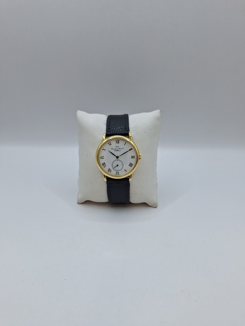 Orologio cassa e fibbia oro IWC cinturino pelle