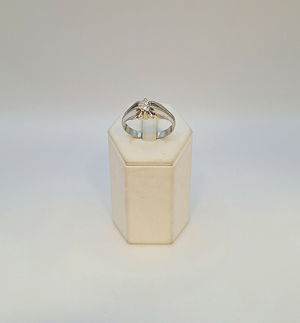Anello oro diamante