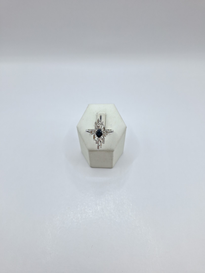Anello oro pietra diamantini 