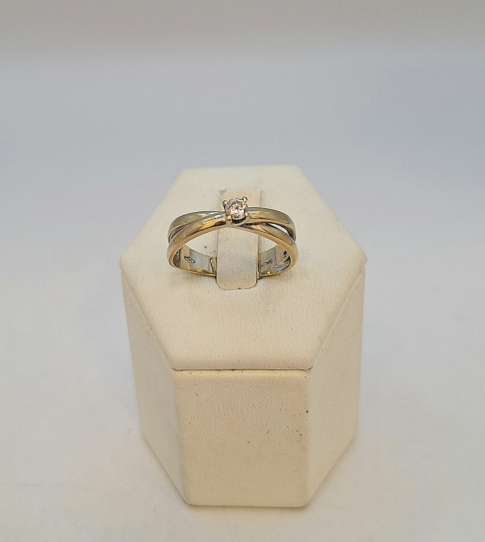 Anello oro pietra