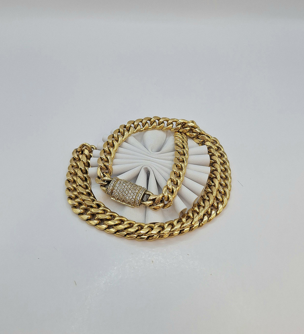 Collana oro pietre