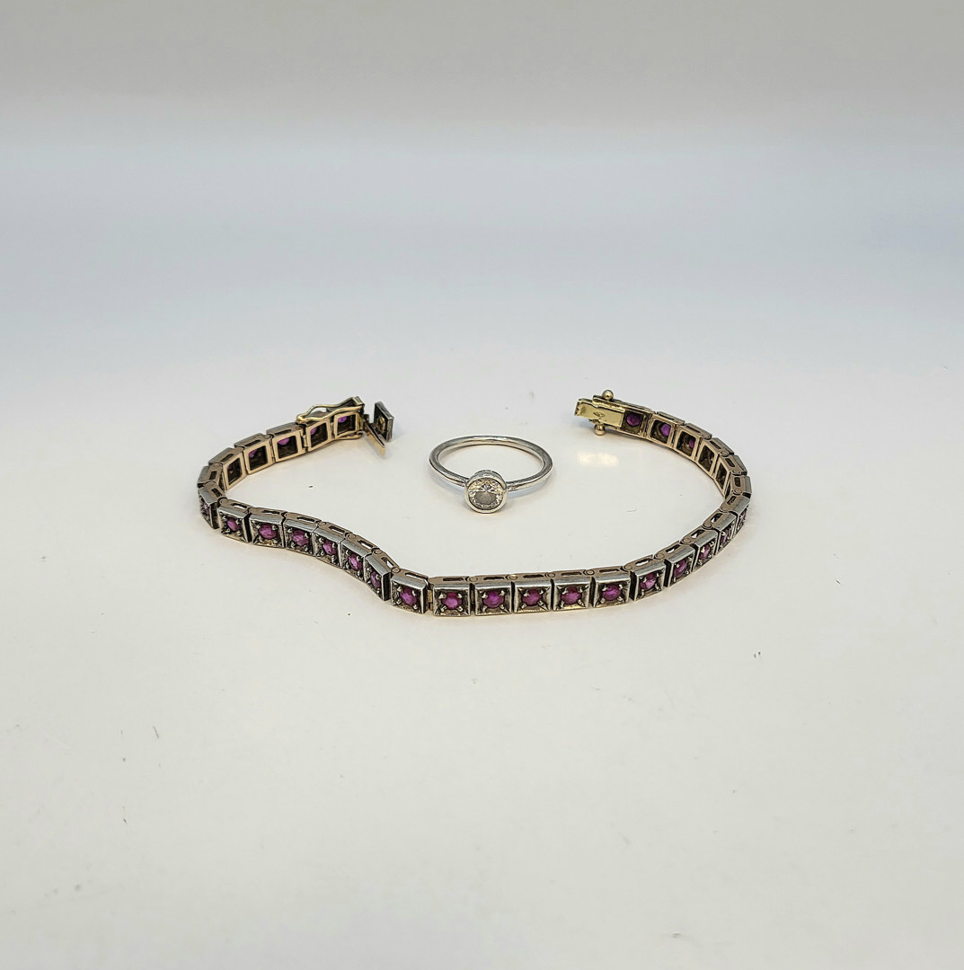 Bracciale e anello in oro argento pietre