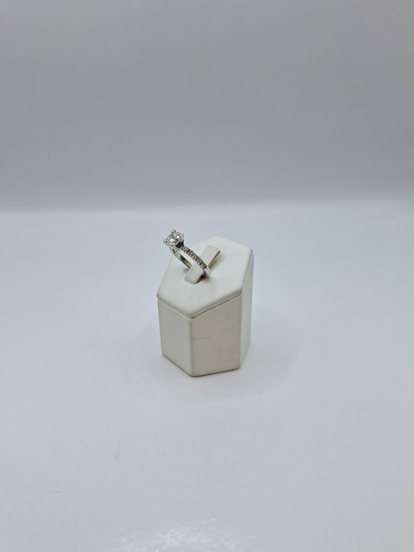 Anello oro diamanti