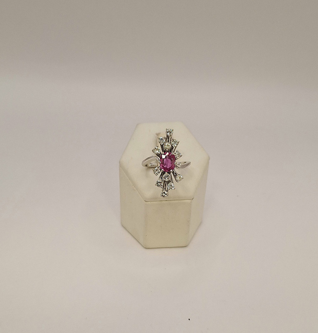 Anello oro diamanti pietra