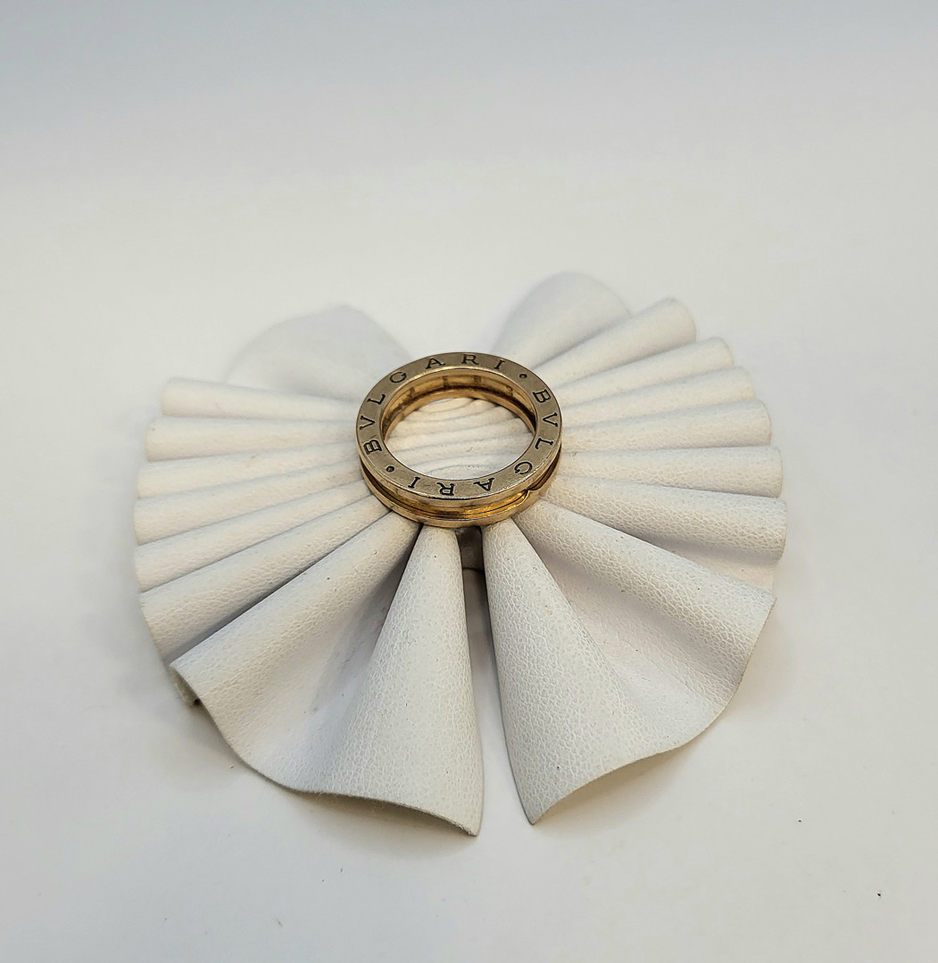 Anello a firma Bulgari oro 