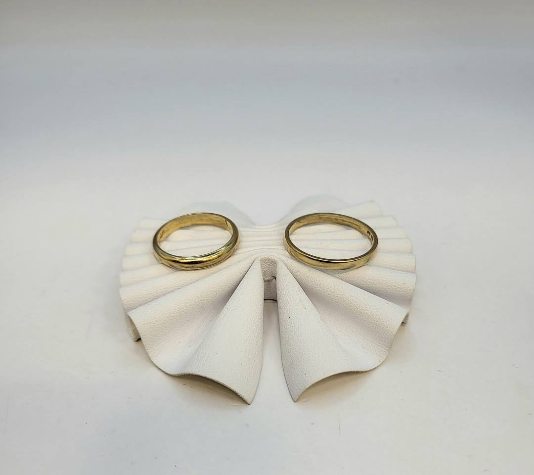 Due anelli oro