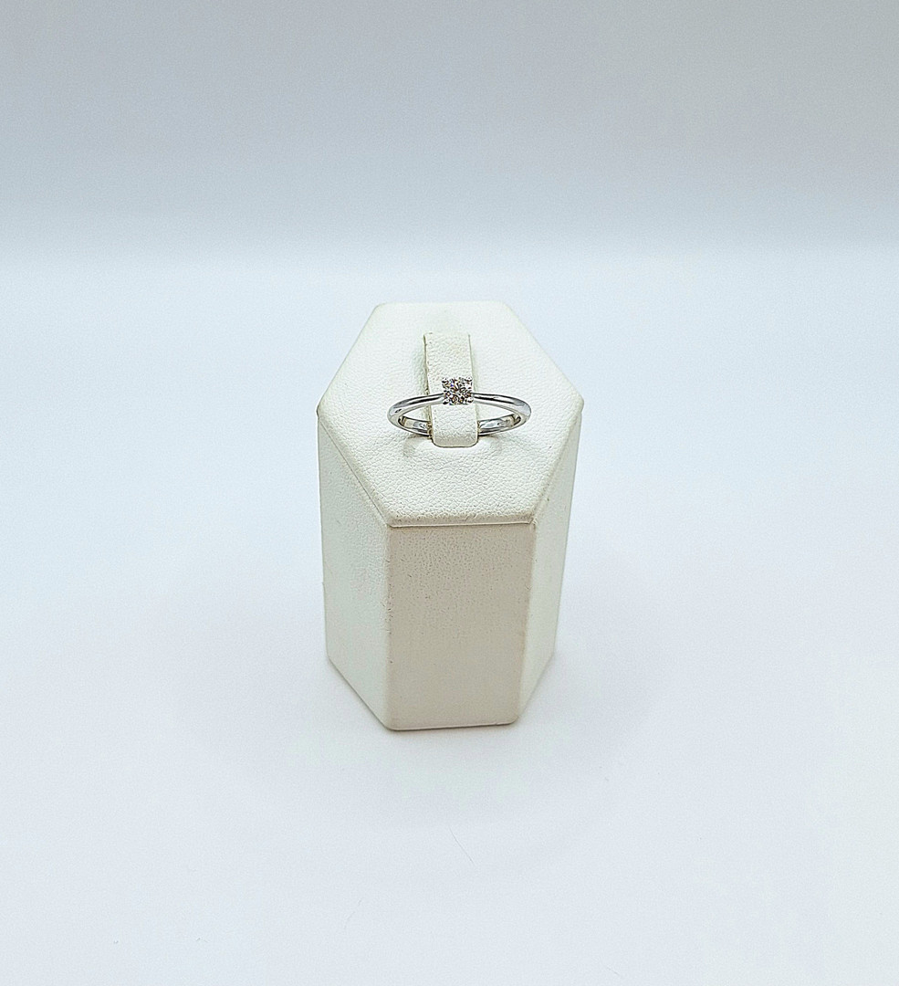 Anello oro diamante