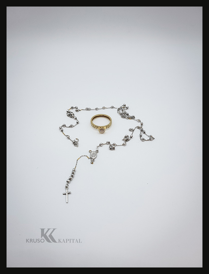 Anello e rosario oro pietra