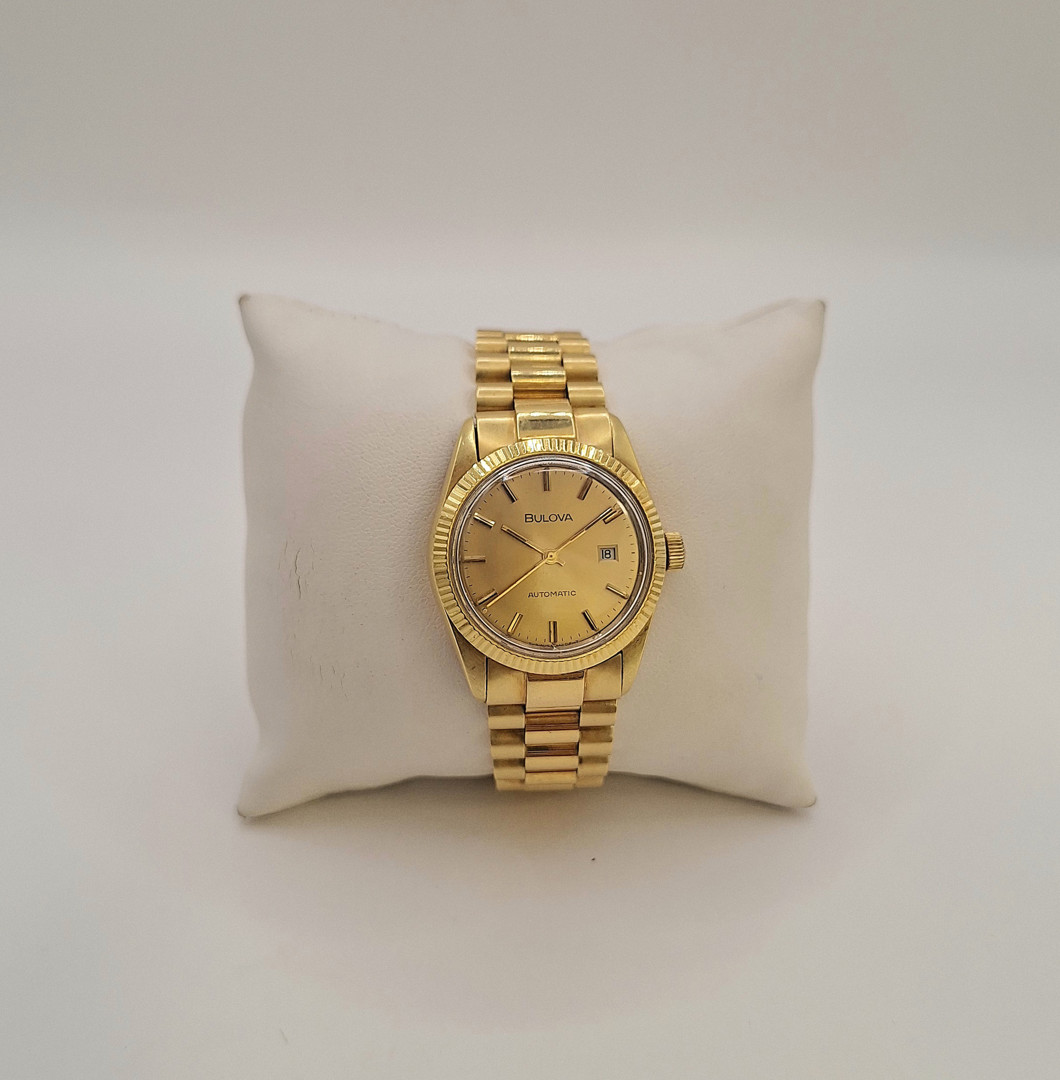 Orologio con bracciale oro