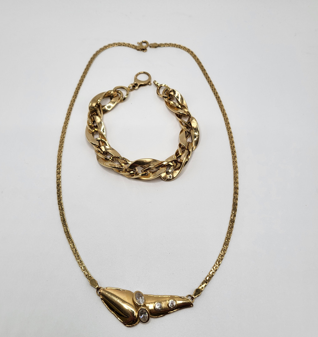 Collana e bracciale in oro pietre 