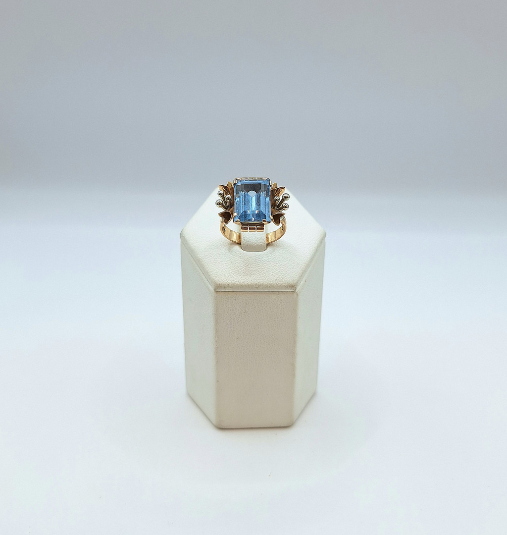 Anello oro pietra
