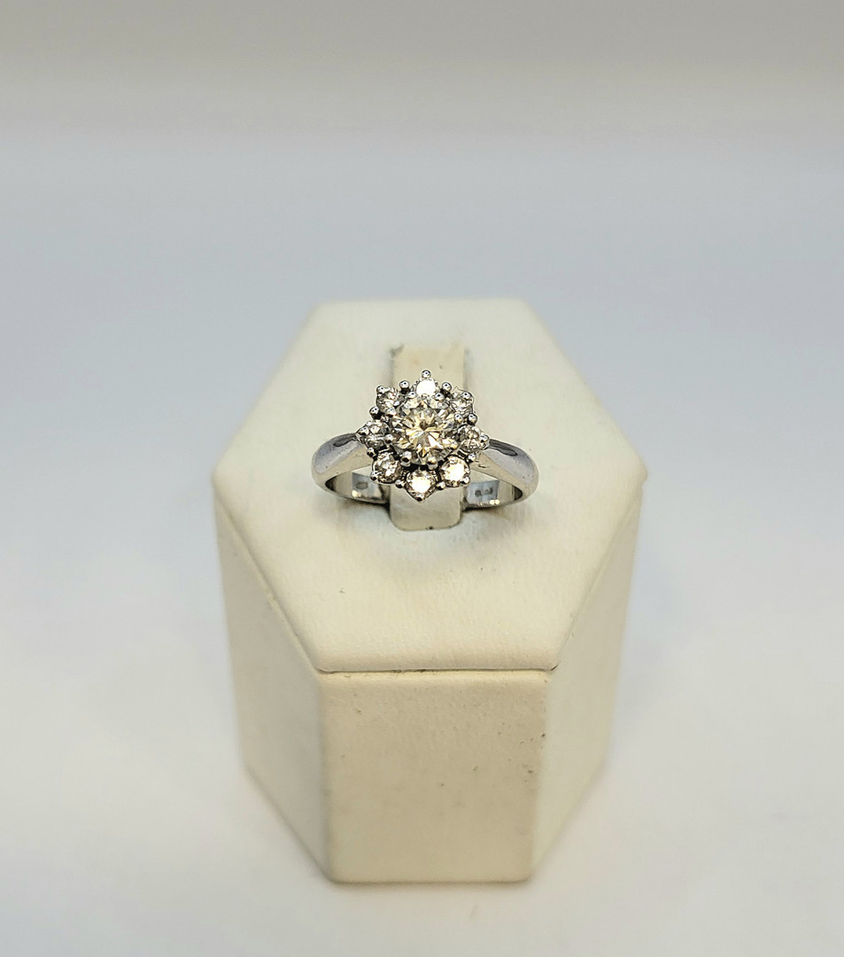 Anello oro diamantini e diamante