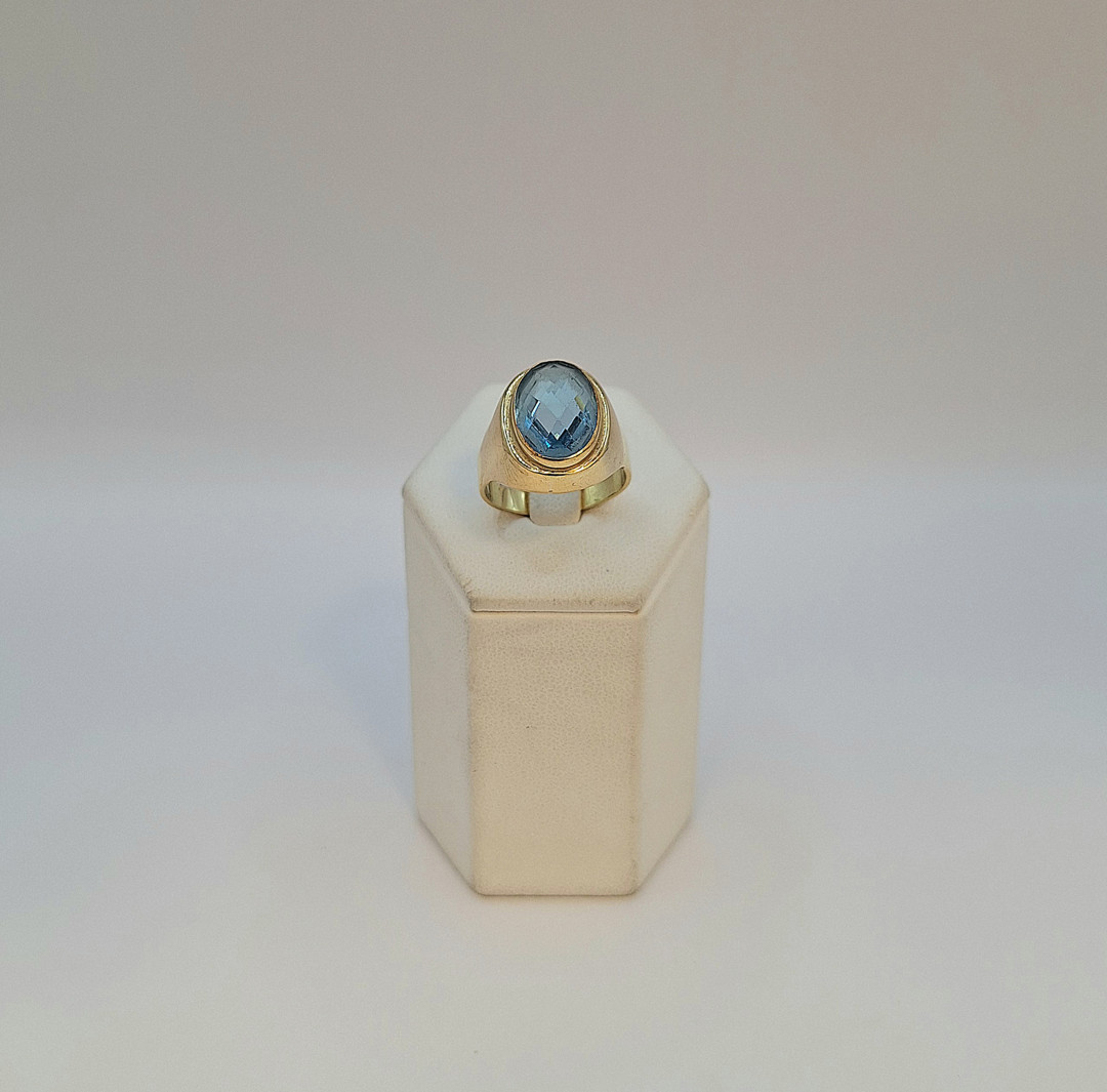 Anello oro pietra