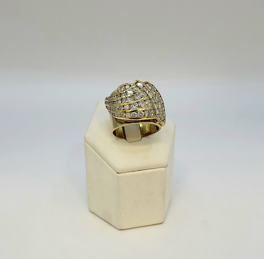 Anello oro diamanti