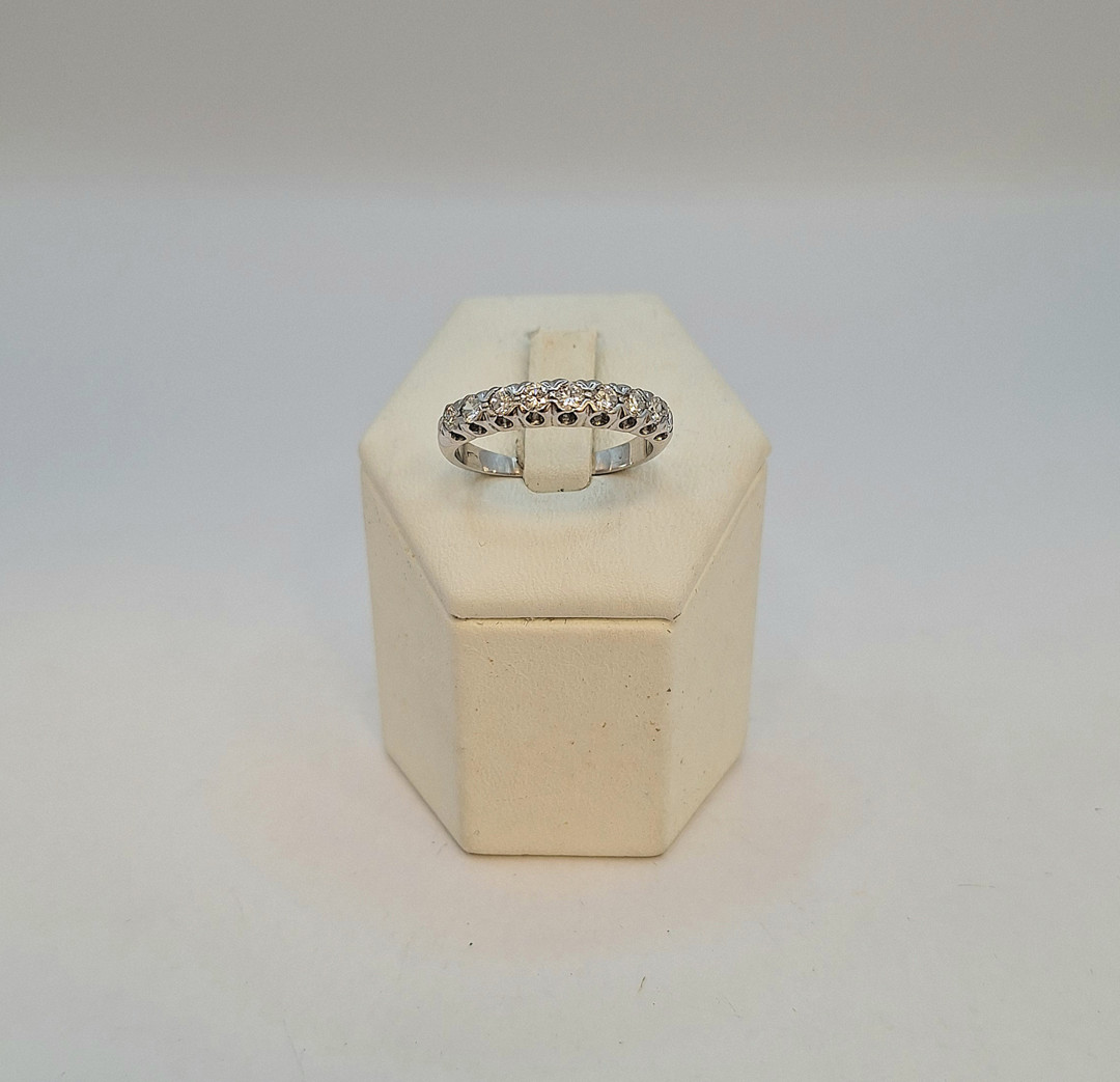 Anello oro diamantini