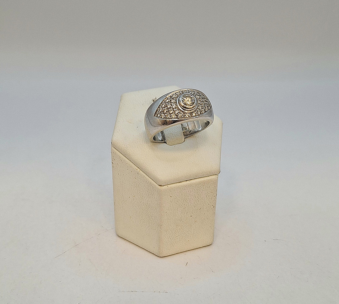 Anello platino diamanti
