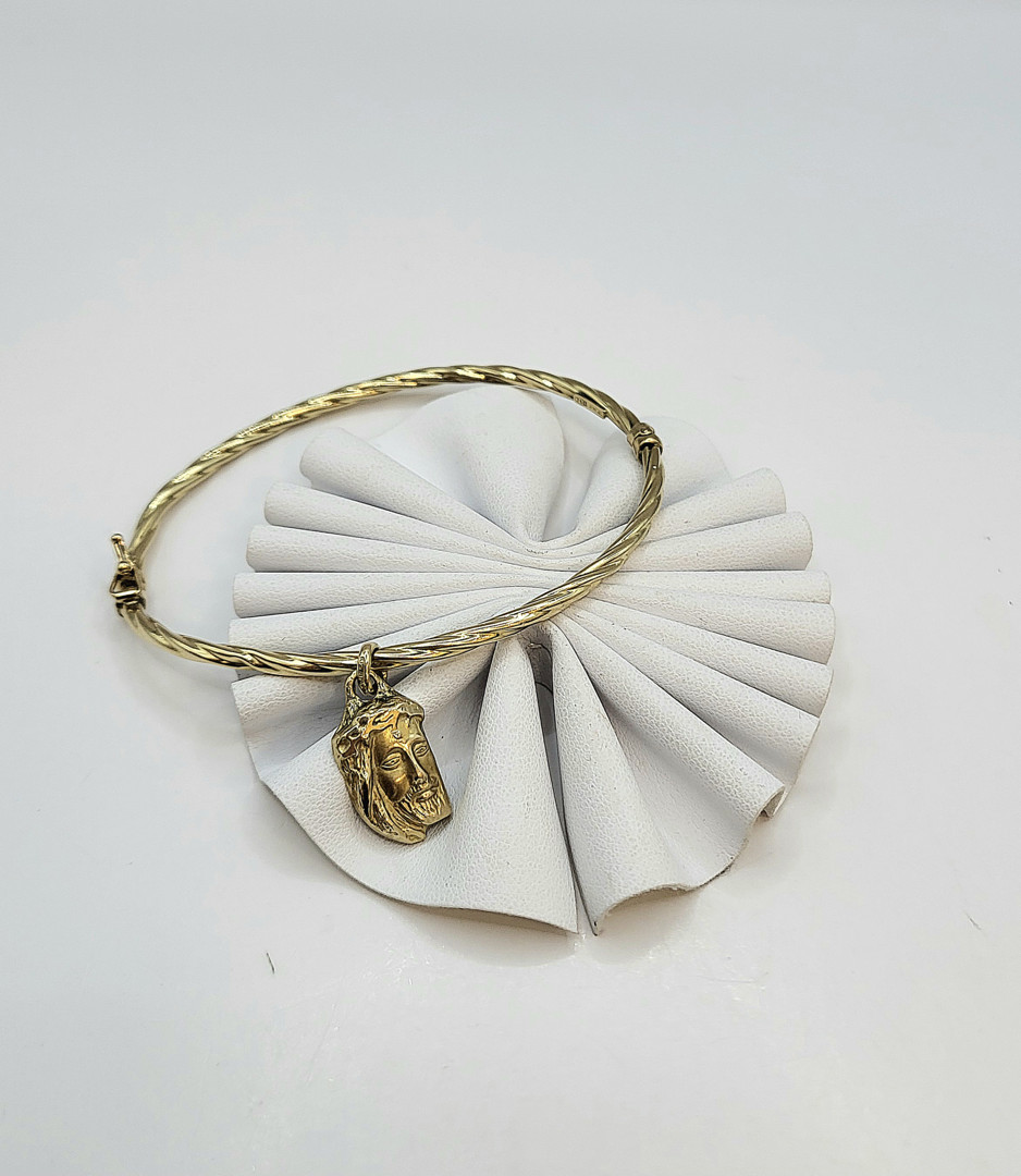 Bracciale e ciondolo oro