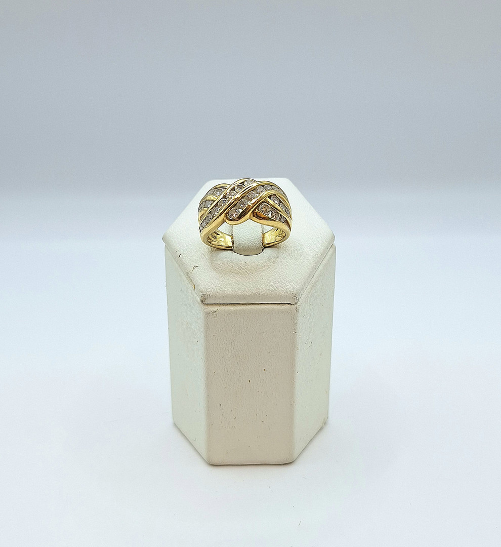 Anello oro diamanti
