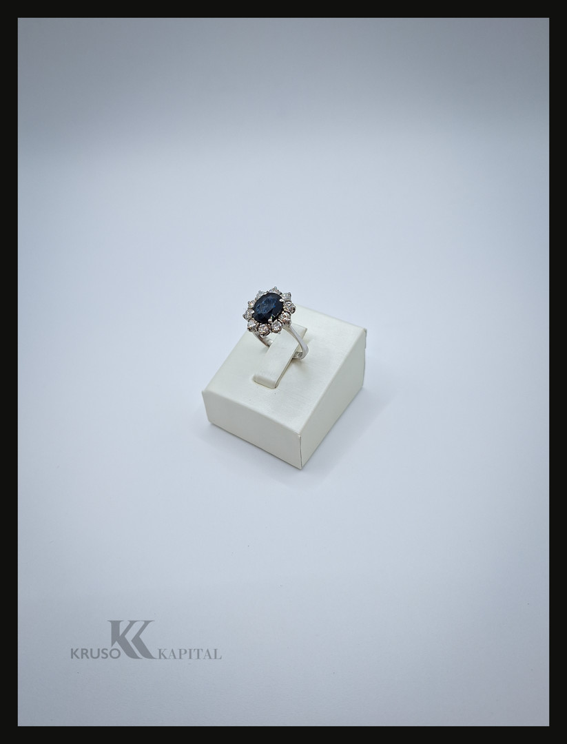 Anello oro pietra diamanti 