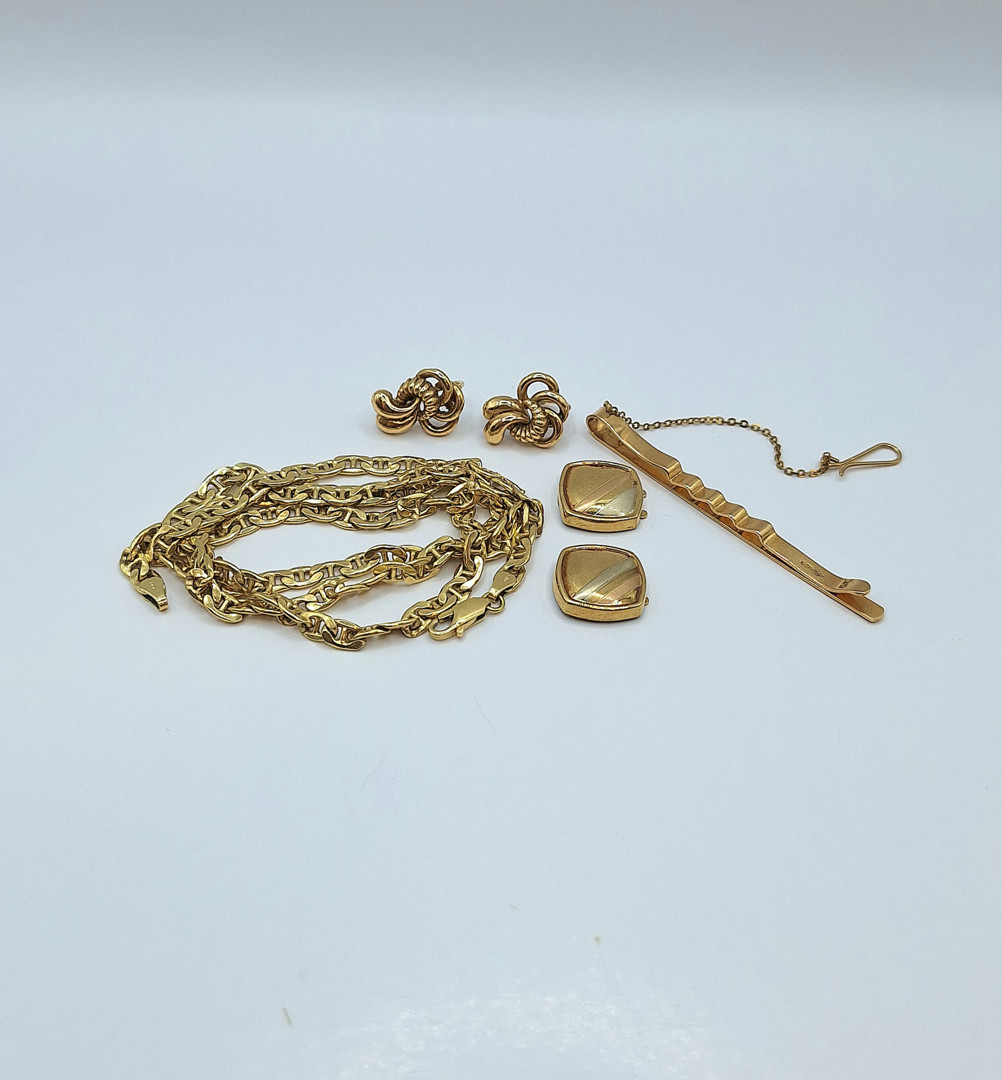 Vari oggetti oro