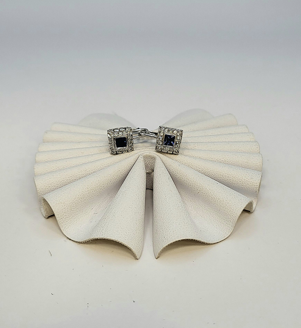 Paio orecchini oro diamantini pietre